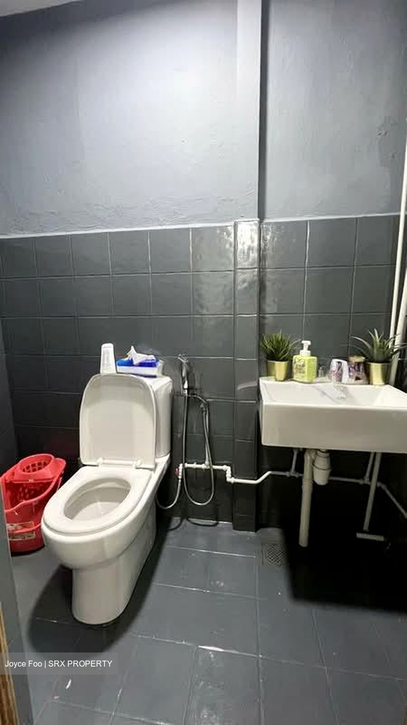 Sembawang Park (D27), Shop House #591881291
